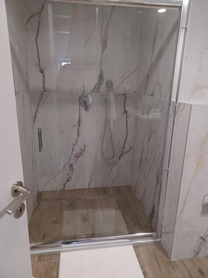 A Piedi 2 Appartement Ioannina Buitenkant foto